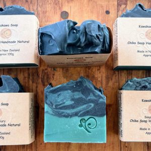 Natural handmade Kawakawa soap with native New Zealand leaves and lemongrass scent
